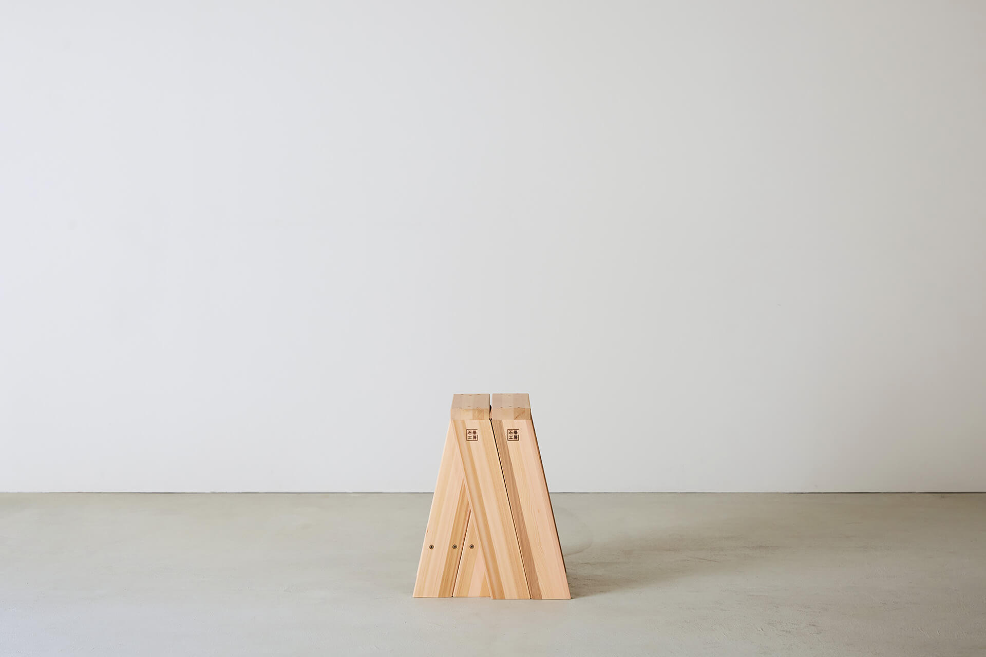 LOWスツール トラフ建築設計事務所 - 画像 (4)