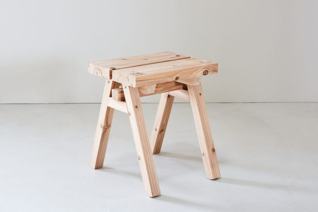 ISHINOMAKI STOOL (石巻スツール）