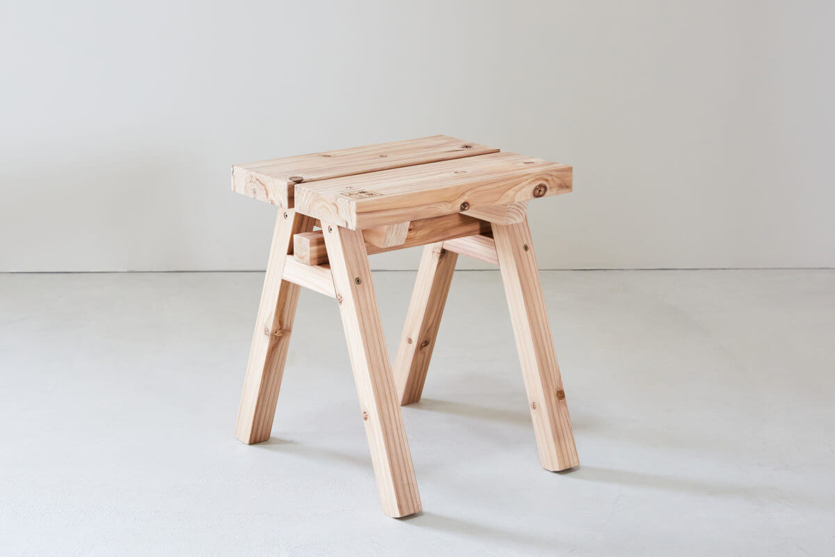 ISHINOMAKI STOOL (石巻スツール)
